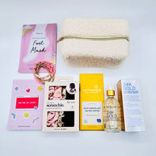 Load image into Gallery viewer, Golden Heart Wishbox